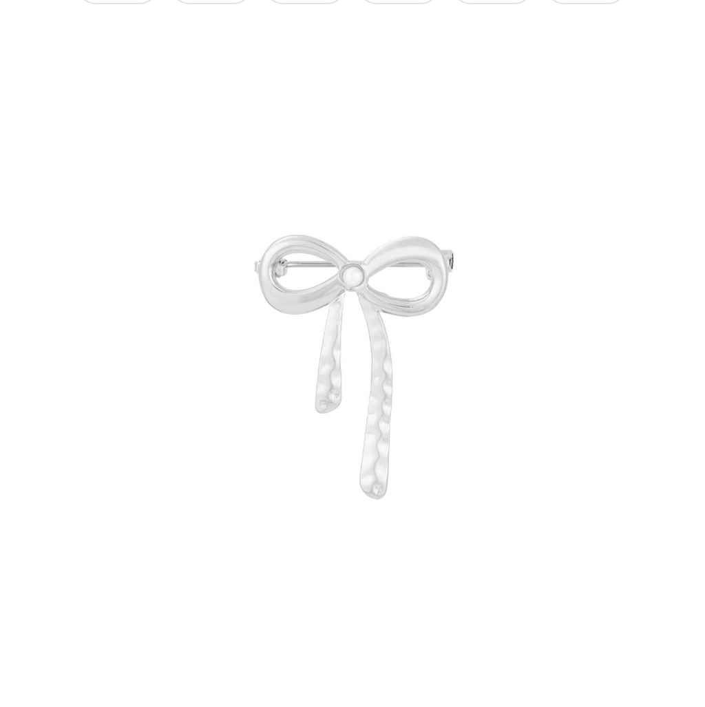Broche pearl bow